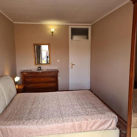 Apartment Sunny Πούλα Εξωτερικό φωτογραφία